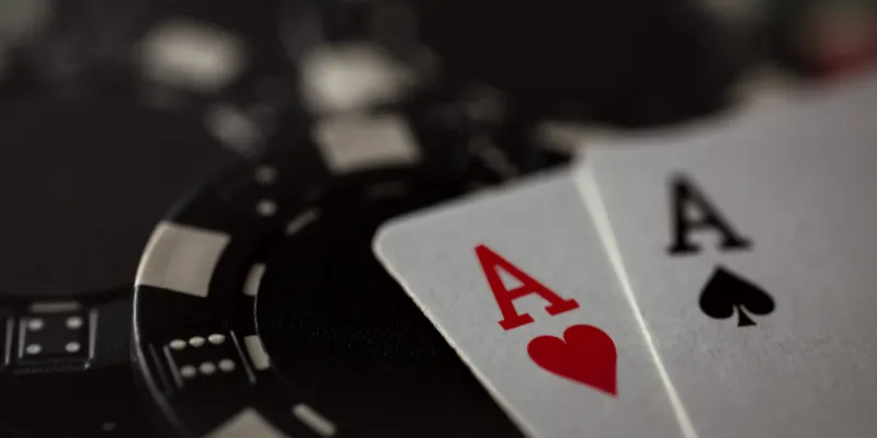 Những rủi ro tiềm ẩn khi sử dụng tool hack baccarat
